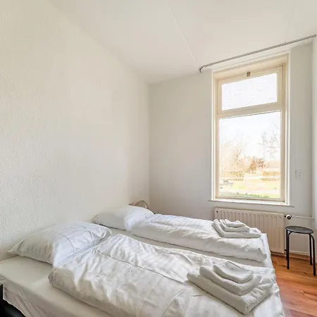 Spacious In With Garden Silvolde