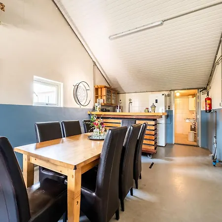 Ferienhaus Spacious In With Garden Silvolde