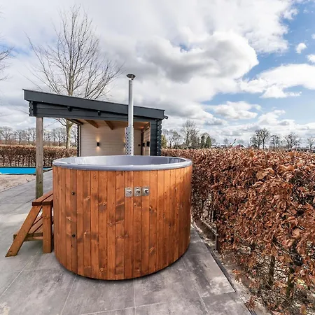 Spacious In With Garden Holiday home