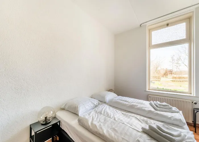 Spacious In With Garden Silvolde