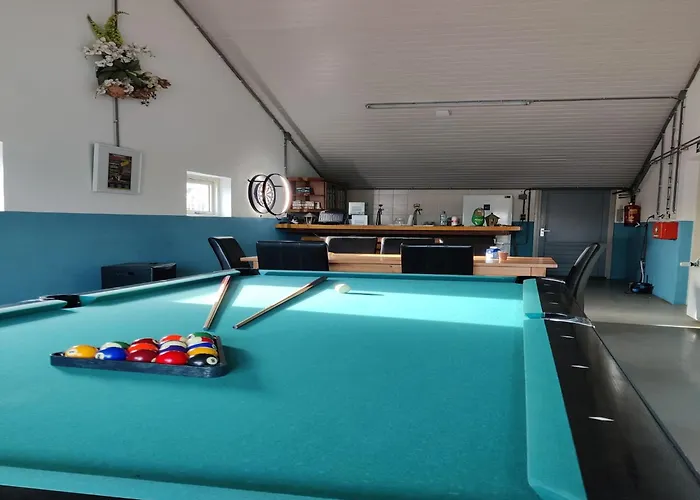 Feriehus Spacious In With Garden *