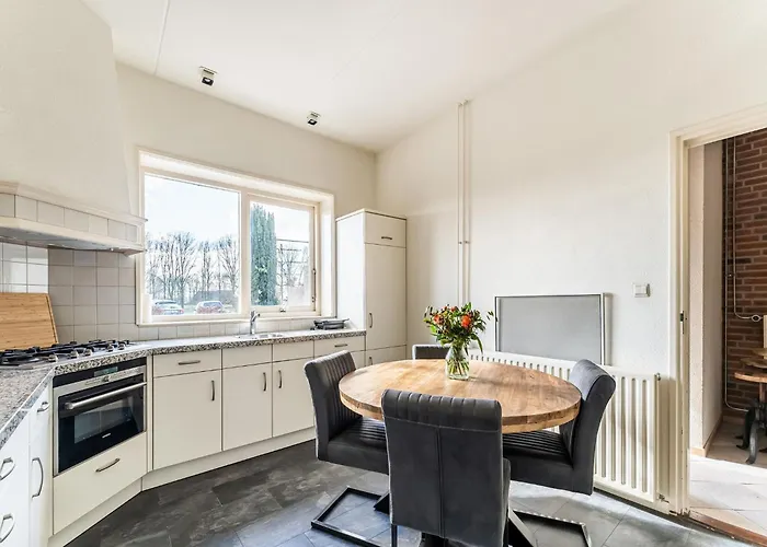 Spacious In With Garden Сasa de vacaciones Silvolde