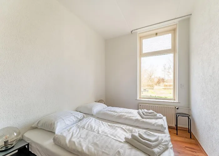 Feriehus Spacious In With Garden *