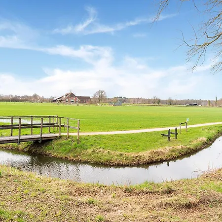 Casa vacanze Spacious In With Garden