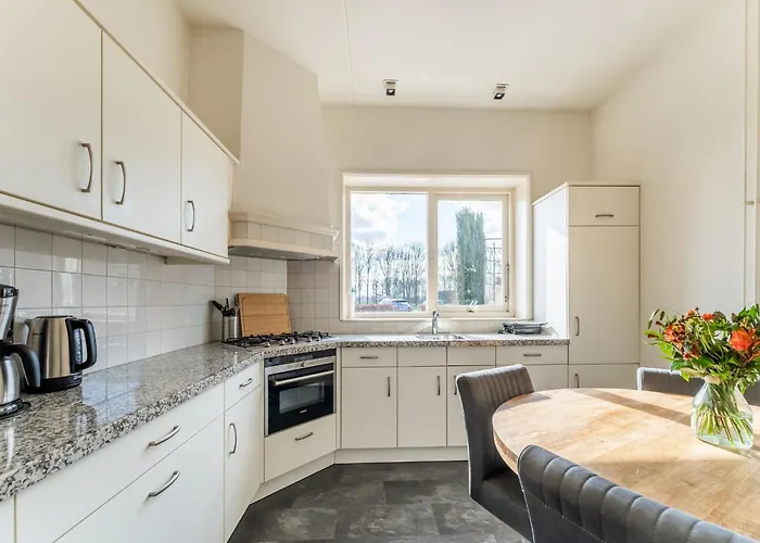 Spacious In With Garden Casa vacanze