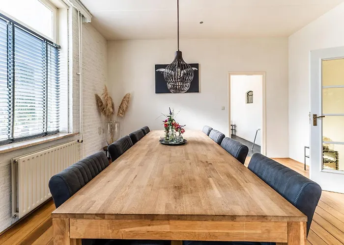 Casa vacanze Spacious In With Garden